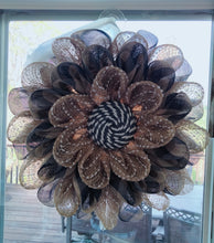 Load image into Gallery viewer, Wreaths
